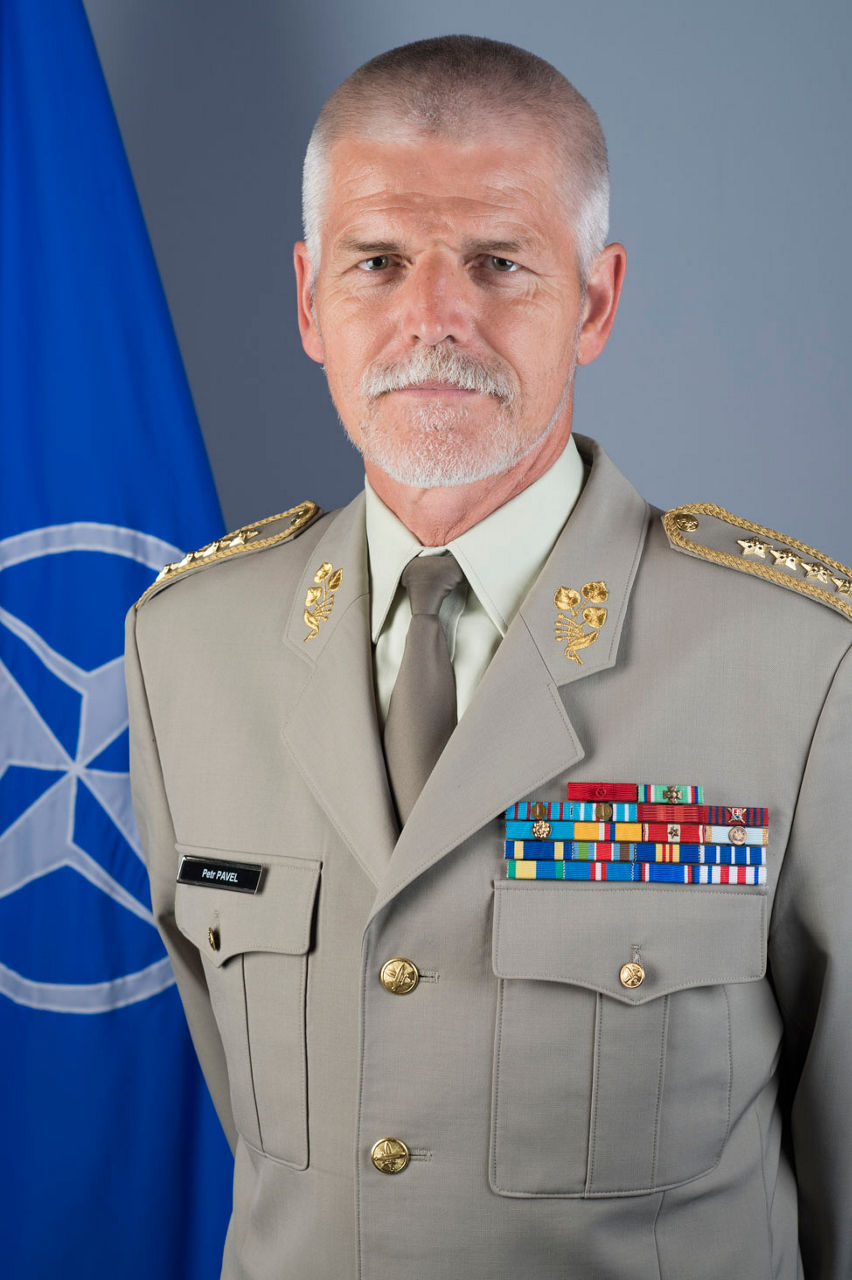 Official portrait of the Chairman of the NATO Military Committee