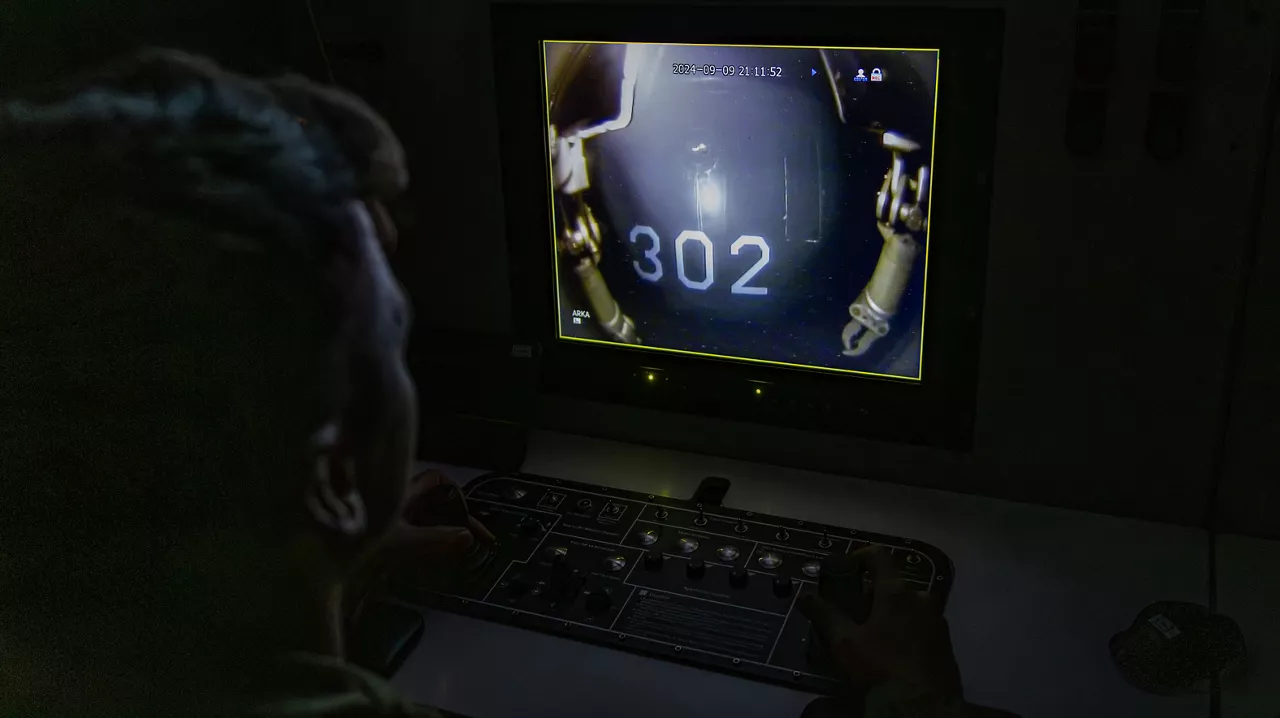 Turkish Navy crew member operates the camera of the Turkish remotely operated vehicle (ROV) during Dynamic Monarch 24.

At Dynamic Monarch 24, the world’s most challenging submarine rescue exercise, Allies are testing various complex submarine rescue systems. The exercise is designed to practise interoperability among naval forces and streamline rescue operations in the most challenging of environments where reaction time and specialist equipment are key to saving lives. Dynamic Monarch 24 is taking place off the coast of Norway.