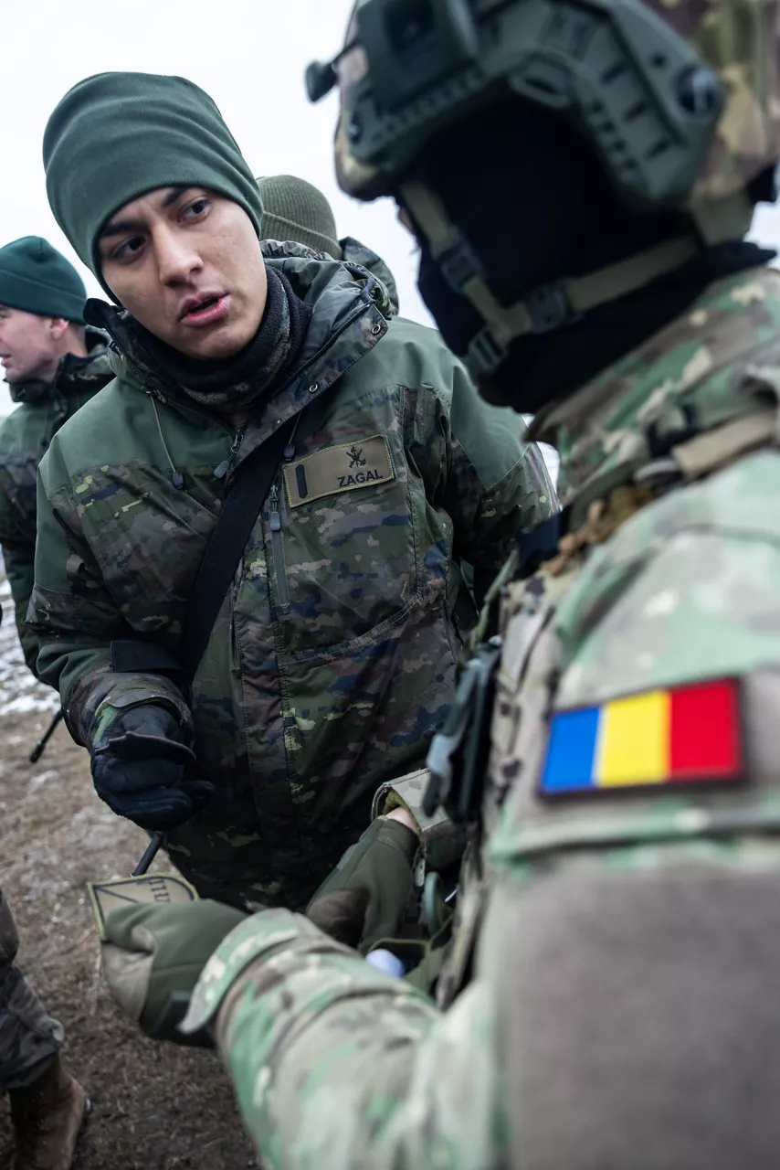 Romanian and Spanish soldiers swap patches during exercise Steadfast Dart 25 in Romania.

Steadfast Dart was the first deployment exercise for the Allied Reaction Force, or ARF, NATO’s new force-in-readiness. Designed to deploy rapidly and implement the Alliance’s new regional defence plans, the ARF is currently led by NATO Rapidly Deployable Corps Italy.