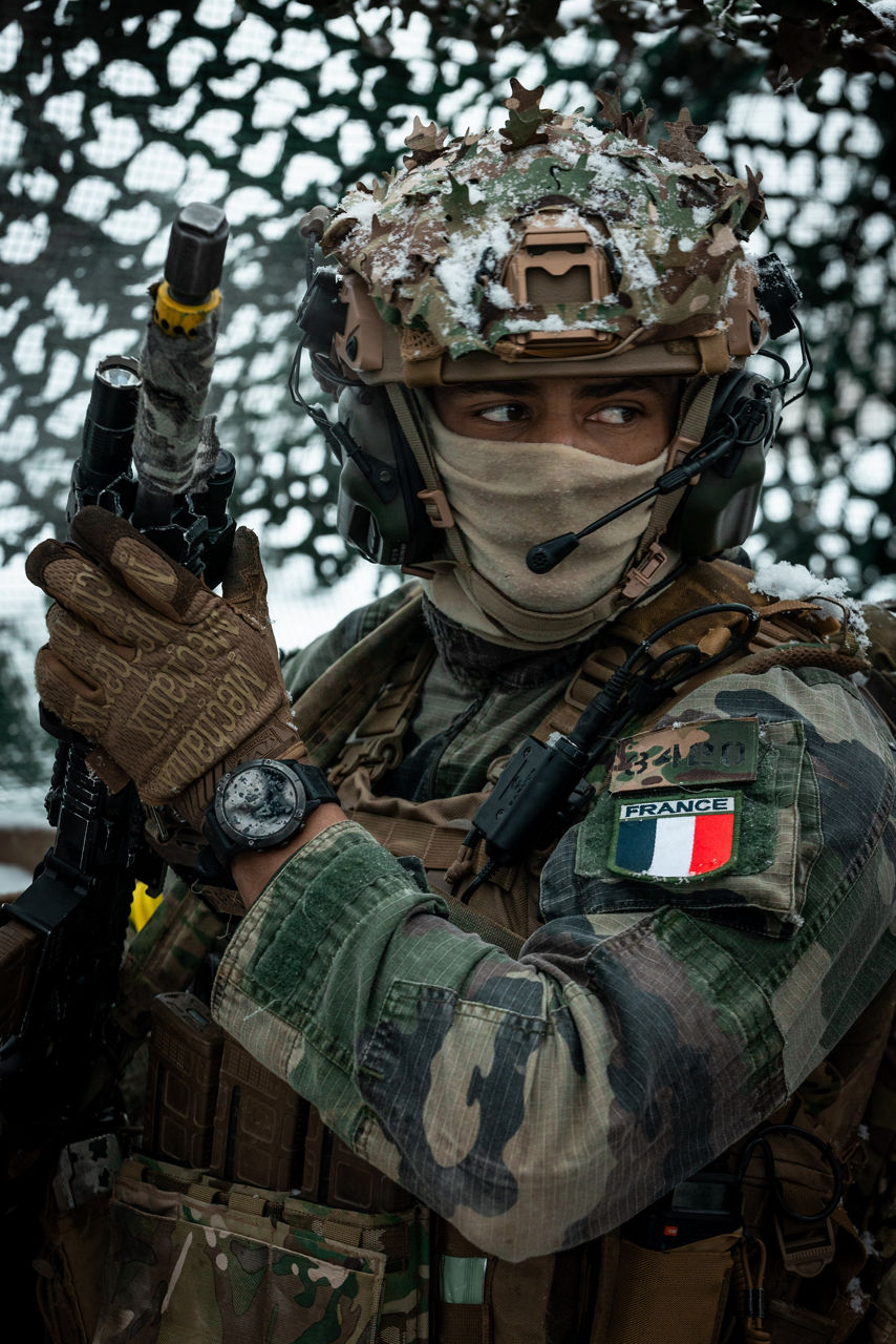 A French paratrooper takes part in a trench-clearing drill during exercise Steadfast Dart 25 in Romania. 

Steadfast Dart was the first deployment exercise for the Allied Reaction Force, or ARF, NATO’s new force-in-readiness. Designed to deploy rapidly and implement the Alliance’s new regional defence plans, the ARF is currently led by NATO Rapidly Deployable Corps Italy.