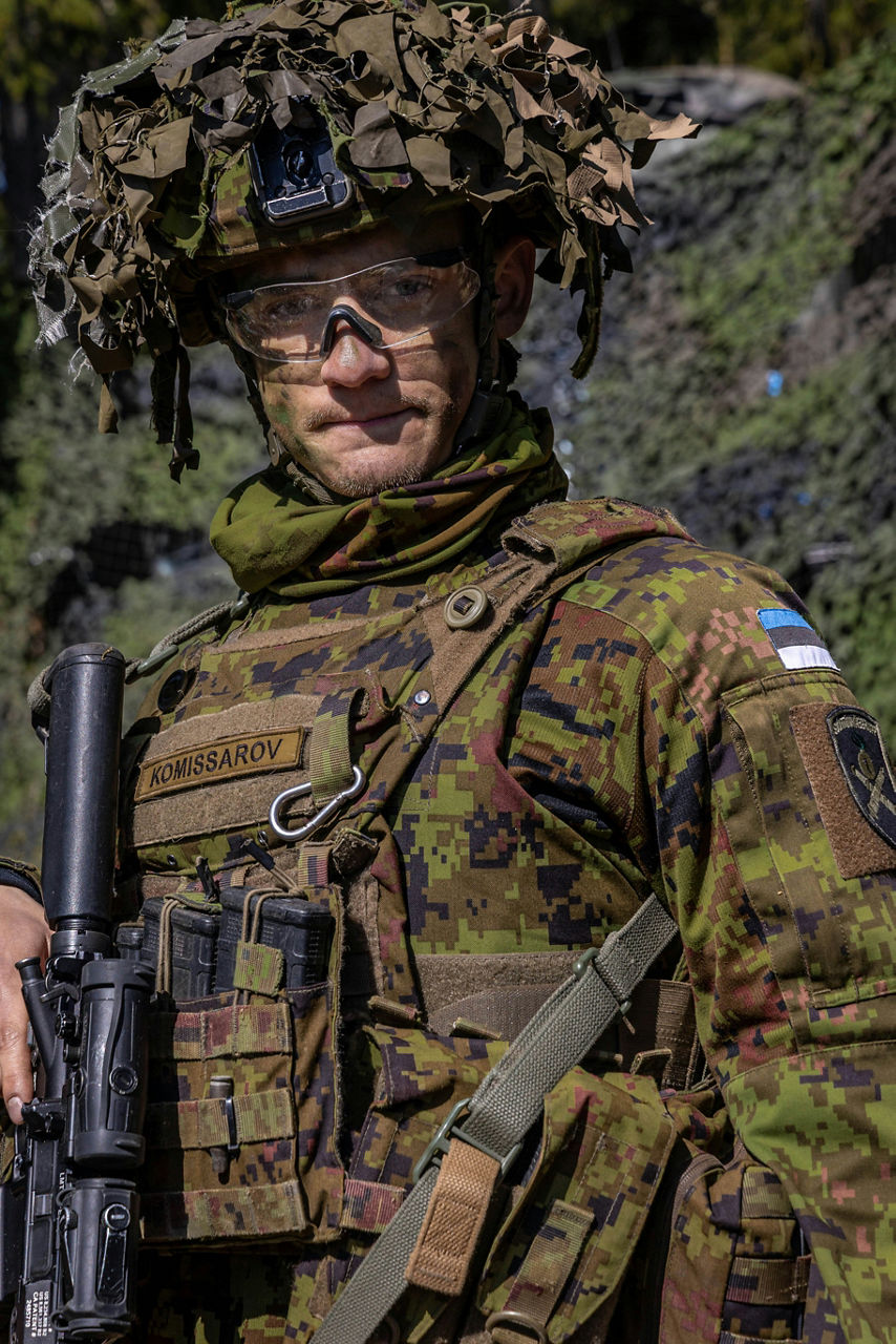 A close-up of an Estonian soldier staring straight ahead.

Estonia hosted one of the largest military exercises in its history. Known as exercise Hedgehog 25 — or Siil 2025 in Estonian — the operation saw 16,000 troops take part in a sweeping, multinational defence drill that spans the entire country.  It’s a test of how Estonia and other NATO Allies would respond together in the face of a crisis.