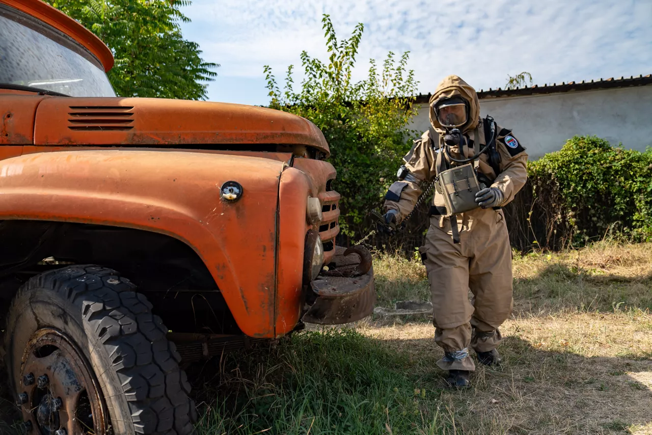 Bulgarian Armed Forces CBRN specialists take part in a simulated chemical, biological, radiological, and nuclear (CBRN) defence exercise.

In one of the year’s largest and most complex civil emergency exercises, soldiers, scientists, and first responders trained in Bulgaria to strengthen coordination and readiness for large-scale disasters. The exercise, “Bulgaria 2025”, took place from 7 until 12 September 2025.