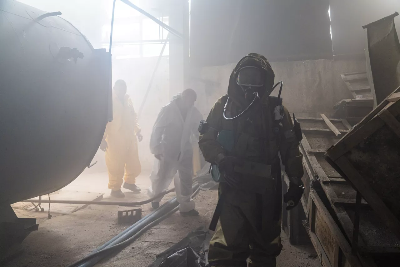 A Bulgarian Armed Forces CBRN specialist searches for victims during a simulated chemical, biological, radiological, and nuclear (CBRN) defence exercise.

In one of the year’s largest and most complex civil emergency exercises, soldiers, scientists, and first responders trained in Bulgaria to strengthen coordination and readiness for large-scale disasters. The exercise, “Bulgaria 2025”, took place from 7 until 12 September 2025.
