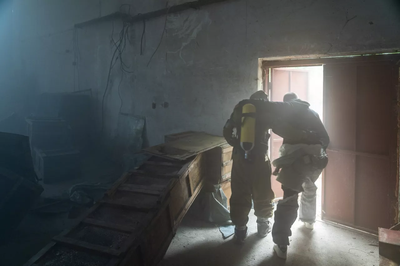 A Bulgarian Armed Forces CBRN specialist rescues a simulated casualty during a chemical, biological, radiological, and nuclear (CBRN) defence exercise.

In one of the year’s largest and most complex civil emergency exercises, soldiers, scientists, and first responders trained in Bulgaria to strengthen coordination and readiness for large-scale disasters. The exercise, “Bulgaria 2025”, took place from 7 until 12 September 2025.