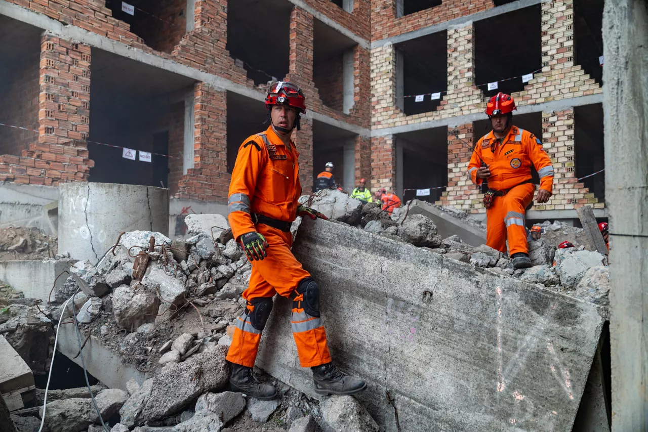 Greek search and rescue teams take part in an urban rescue training exercise.

In one of the year’s largest and most complex civil emergency exercises, soldiers, scientists, and first responders trained in Bulgaria to strengthen coordination and readiness for large-scale disasters. The exercise, “Bulgaria 2025”, took place from 7 until 12 September 2025.