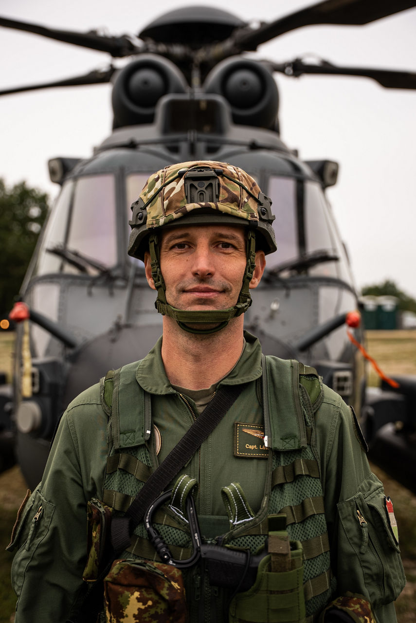 The pilot of a Hungarian Air Force helicopter. Exercise Adaptive Hussars 2025 was the Hungarian Defence Forces’ largest and most complex military exercise since Hungary’s accession to NATO in 1999. It promoted cooperation between all NATO members contributing to the NATO’s multinational battlegroup in Hungary, and boosted Hungary’s  defence capabilities along with NATO defence plans and procedures.