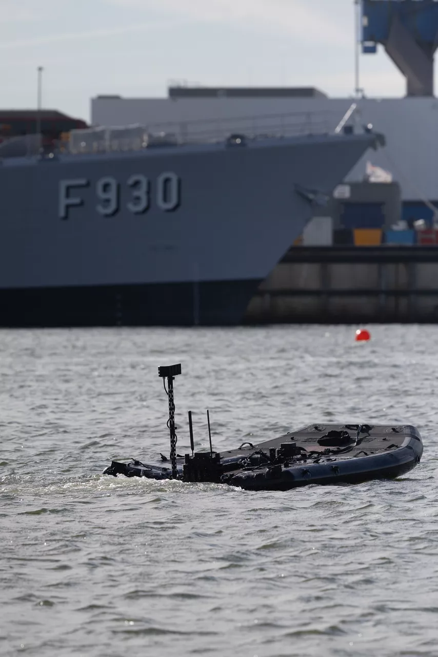 A drone boat navigates in the harbour of the Den Helder Naval Base in the Netherlands during Exercise Bold Machina 25. 

Held by NATO’s Allied Special Operations Command (SOFCOM), exercise Bold Machina 25 is a series of experimental trials intended to test out emerging technologies in special operations held at sea.