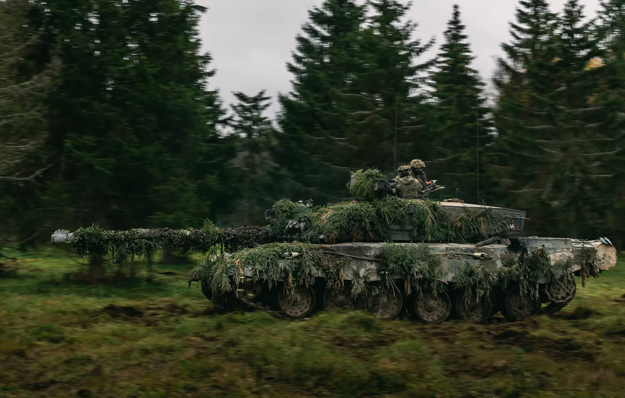 A British Challenger 2 tank moves towards an objective during Exercise Bold Panzer in Estonia. 



NATO Allies tested their quick reaction defence skills in Estonia during Exercise Bold Panzer, strengthening NATO’s ability to respond to any incursion into Estonian territory. The exercise brought together forces from Canada, Estonia, France, Latvia, Poland, Slovenia and the UK over two weeks, ensuring their readiness to protect Estonia and the Alliance.
