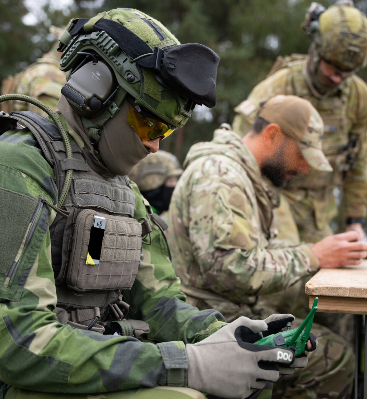 A Swedish drone operator pilots a drone. At an undisclosed location in the United Kingdom, during training exercises as part of Operation Interflex, Ukrainian military personnel shared their experience in using First Person View (FPV) drones in combat operations, which has been in turn used to feed back into the training programme for Ukrainian soldiers. 

The way that the Ukrainians had to fight has changed rapidby over the years since Russia’s full scale invasion, meaning training programmes for Ukrainain soldiers  had to be constantly updated to keep the pace with new threats in the battlefield.

