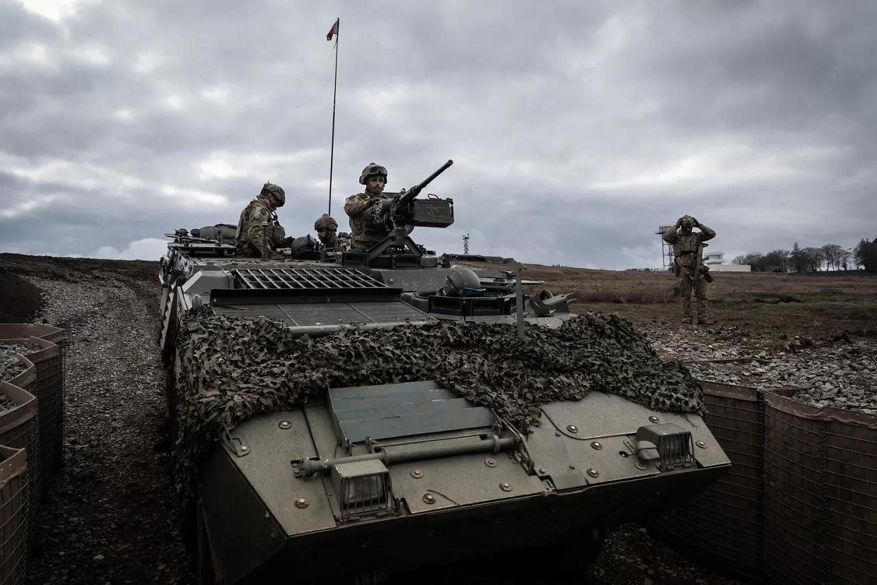 Portuguese soldiers take position aboard their infantry fighting vehicle  during Dacian Fall 25. 

NATO forces in Romania demonstrated their ability to expand from a multinational battlegroup to an armoured brigade, quickly absorbing thousands of French Army troops as part of exercise Dacian Fall 25. The drills included troops from Belgium, Bulgaria, France, Germany, Italy, Luxembourg, North Macedonia, Poland, Portugal, Romania, Spain and the United States. It ran from 20 October to 13 November 2025.