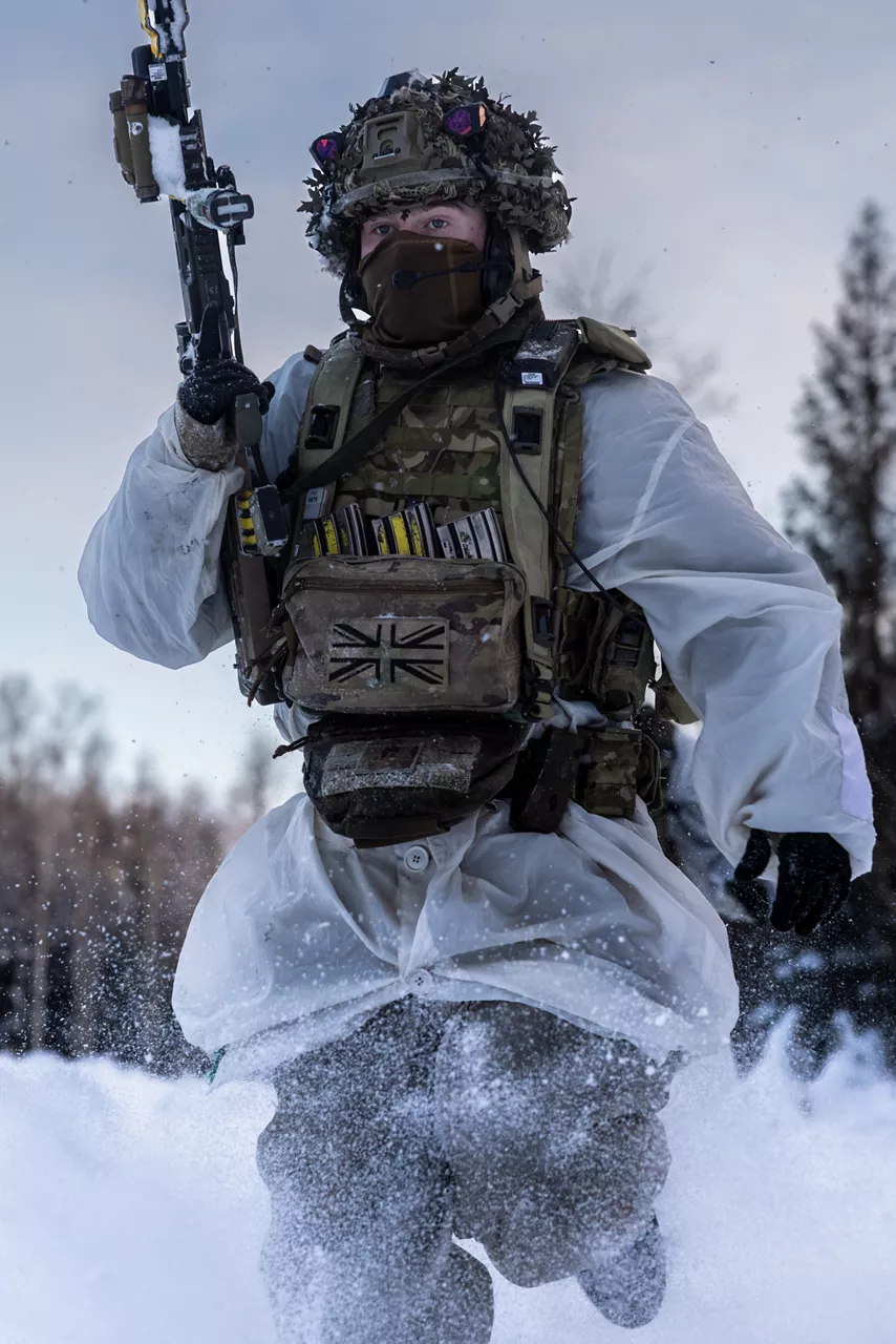 A British Army soldier charges through deep snow near Tapa, Estonia.



During exercise Winter Camp, NATO’s multinational battlegroup in Estonia braved bitterly cold temperatures as units trained together in demanding winter conditions. The unforgiving environment allowed Allied troops to refine their cold‑weather techniques and demonstrate their ability to defend their territory under any circumstances.
