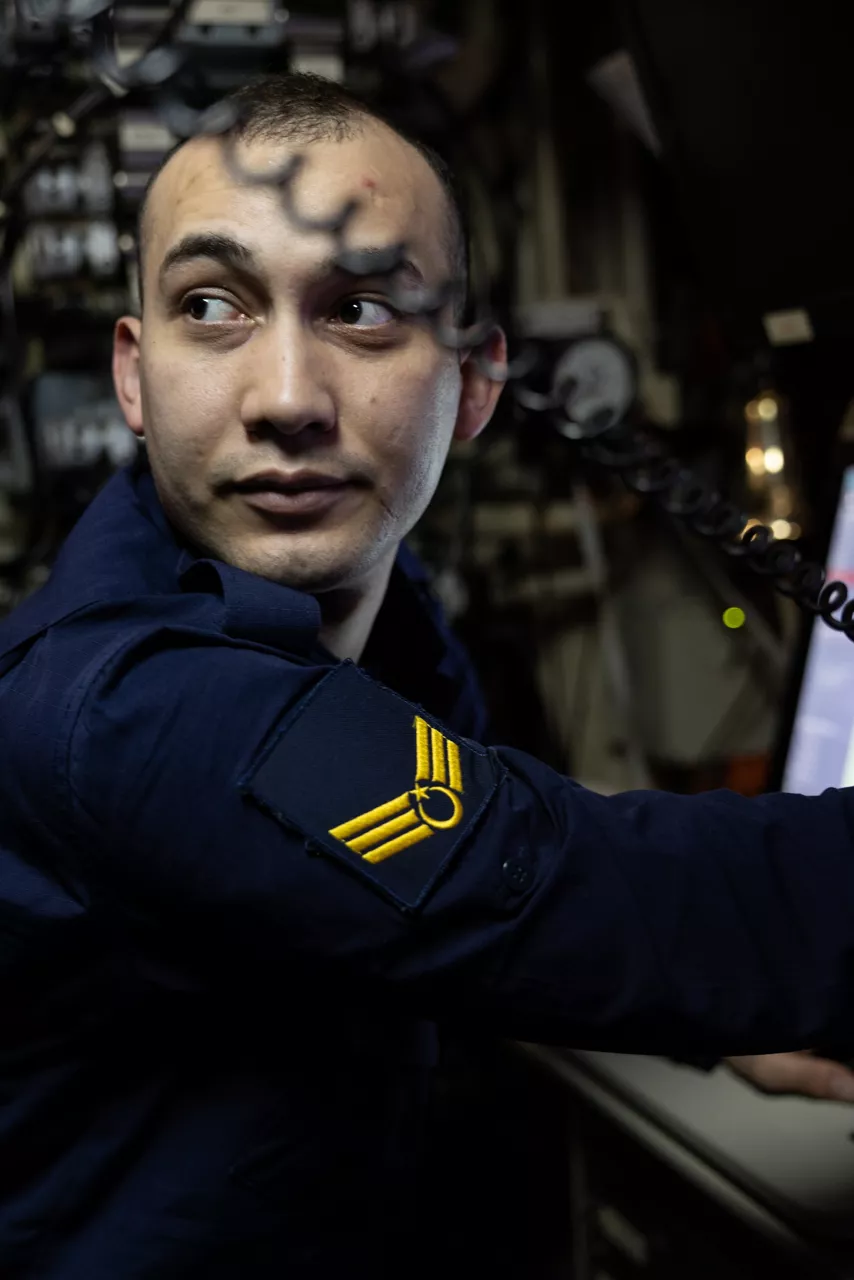 A Turkish Navy sailor mans the radio aboard the submarine TCG I. İnönü during Exercise Dynamic Manta 26. The exercise, held annually by NATO Allied Maritime Command, tests Allied Anti-Submarine Warfare capabilities in a series of sub-hunting drills off the coast of Sicily. This year’s iteration gathered ship, submarines and aircraft from nine Allies, including Canada, France, Germany, Greece, Italy, Portugal, Türkiye, the United Kingdom and the United States.