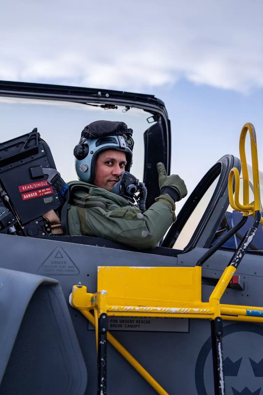 A Swedish Air Force fighter gives a thumbs-up from the cockpit of his JAS 39 Gripen fighter at Keflavik Air Base in Iceland while deployed as part of NATO’s Arctic Sentry activity. Arctic Sentry is a NATO vigilance activity aimed at enhancing security in the north, helping to make the Alliance safer. As part of this initiative, Sweden deployed a detachment of six Gripens to Keflavik Air Base to safeguard Icelandic airspace against threats or intrusions. Their deployment is also part of NATO’s Iceland Air Policing mission, marking the first time Sweden has led an air policing mission since joining NATO two years ago as its 32nd member. Situated in the middle of the North Atlantic, Iceland plays a vital role in helping Allies maintain situational awareness in the High North.
