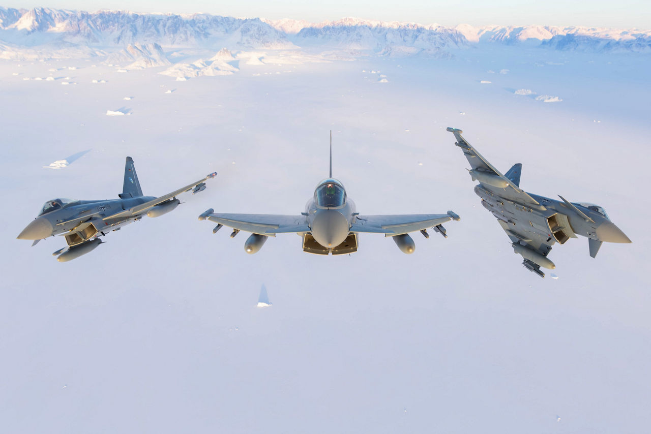 Swedish jets guard Icelandic skies as part of NATO’s Arctic Sentry