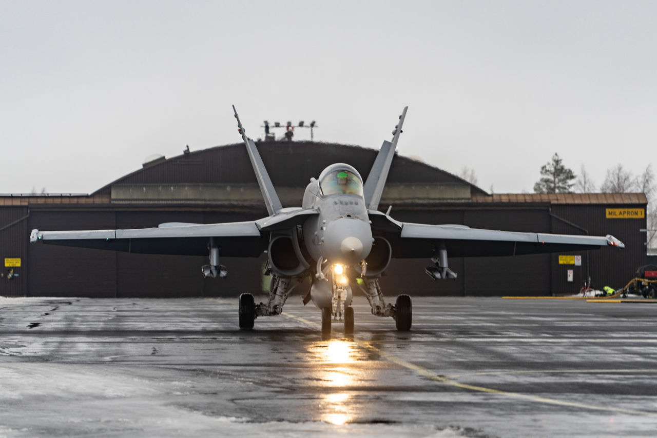 A Finnish Air Force F/A‑18 Hornet rolls along the taxiway toward the runway during Exercise Cold Response 2026 in Rovaniemi, Finland.

Exercise Cold Response 2026 showcased how Allied aircraft and aircrews operate in one of the most demanding environments on earth. In Finland’s Lapland region, Finnish F/A-18 fighter jets launched from icy runways while US Marines KC-130 tankers demonstrated their vital refuelling capabilities, both in the air, extending mission range, and on the ground, where they can set up temporary refuelling spots to support aircraft operation in remote locations. Pilots, ground crews and support teams trained side by side to maintain aircraft, coordinate sorties and ensure safe operations despite the Arctic’s extreme temperatures and challenging conditions. Cold Response is part of NATO’s recently established vigilance activity Arctic Sentry, dedicated to the defence and security of the High North and the Arctic, and it took place in Norway and Finland from 9 to 20 March 2026.