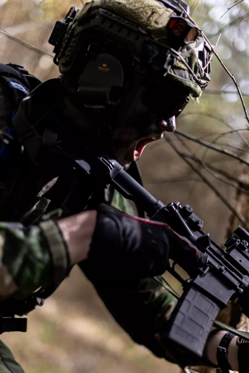 A soldier with the Swedish Army’s South Skåne Regiment shouts out orders as he charges forward near Rinkaby, Sweden during Exercise Aurora 26. Past iterations of Aurora, Sweden’s largest military exercise series, focused on mobilising the country’s armed forces for national defence. This year’s iteration also set out to test Sweden’s ability to incorporate Allied forces in those plans. More than 18,000 soldiers from 13 countries participated.