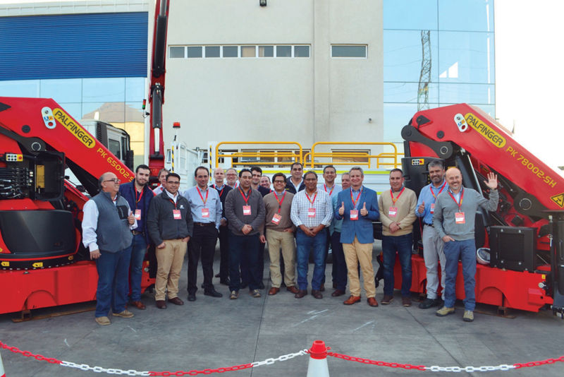 Presentación de la Grúa PK 135.002 TEC 7 en Chile