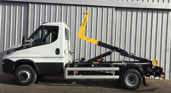 2018 PH T 05 SLD.jpg