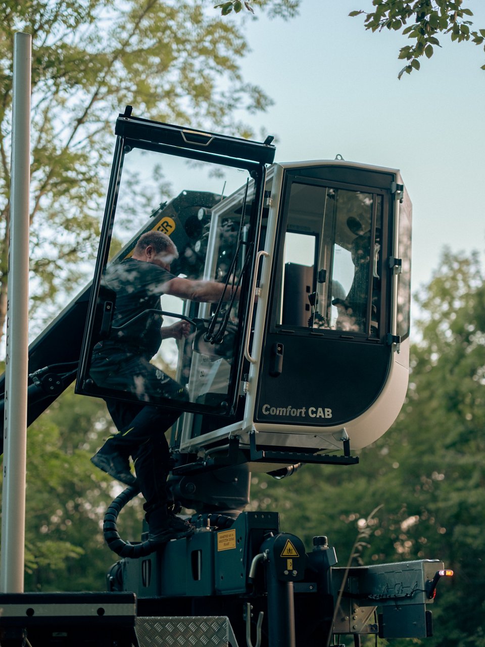 2023-08 GENERATION3-TZ15-Comfort Cab (42).jpg