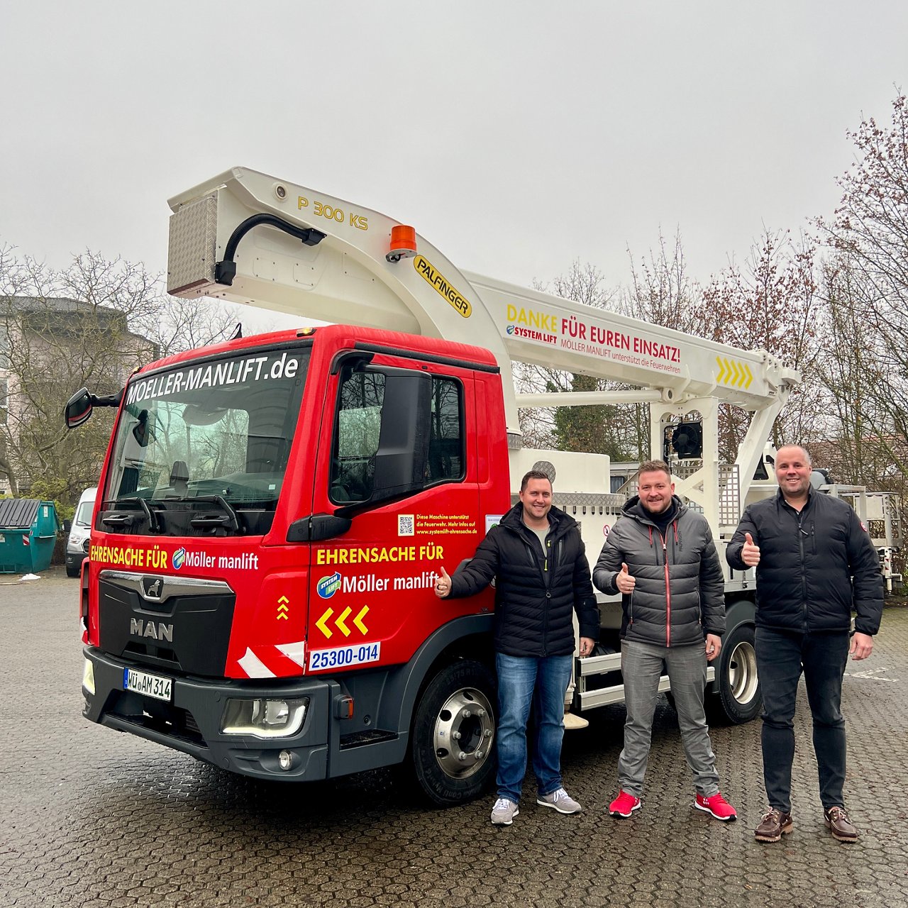 2023-12 Übergabe Palfinger_2.jpg