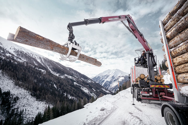 PALFINGER EPSILON TZ12 COMFORT DRIVE LATERAL TOPSEAT in East Tyrol