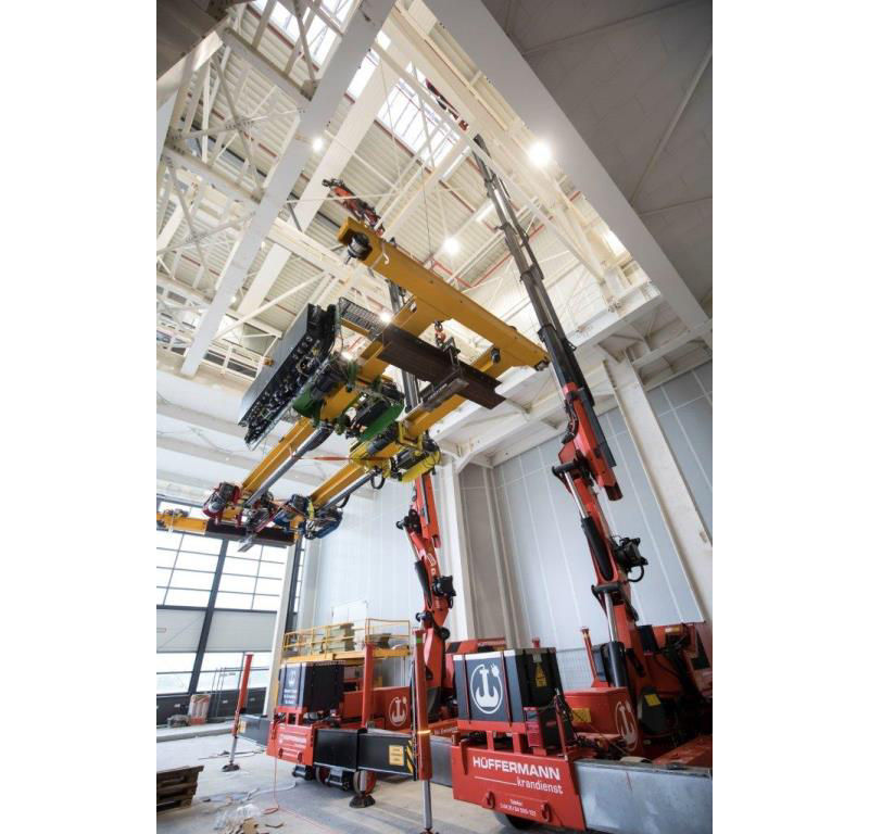 Drei Palfinger Krane PK 53002-SH im Spezialeinsatz