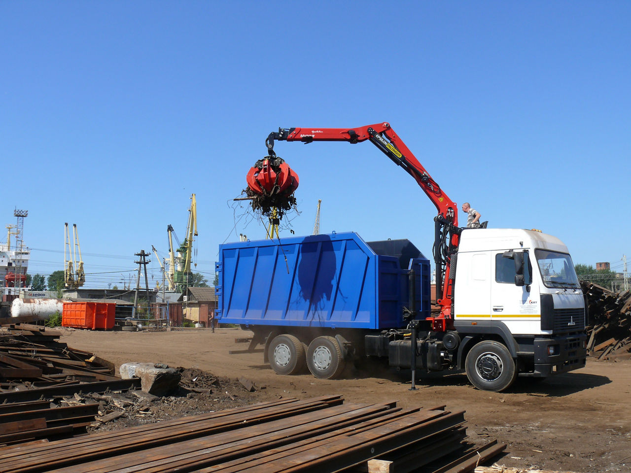 PALFINGER Epsilon M100Z