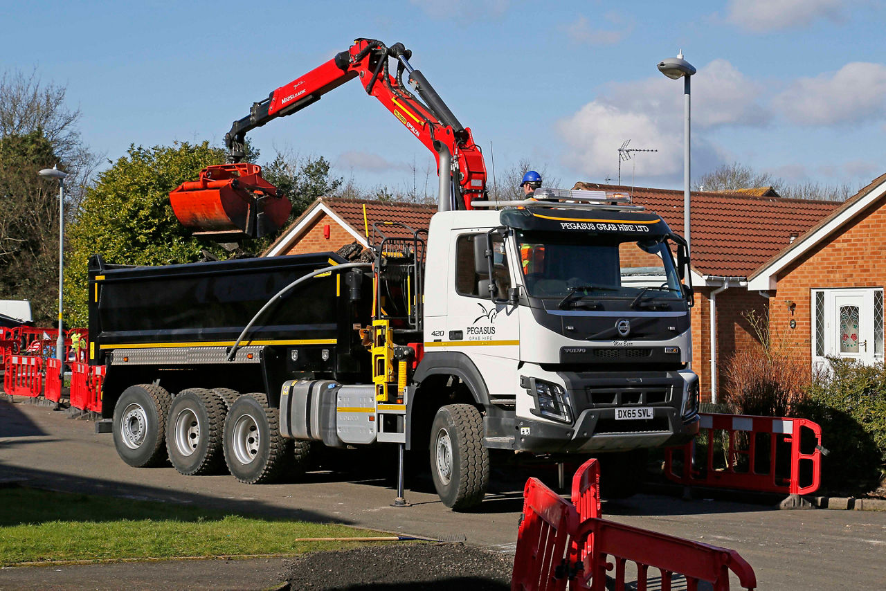 EPSILON construction crane M125LC 