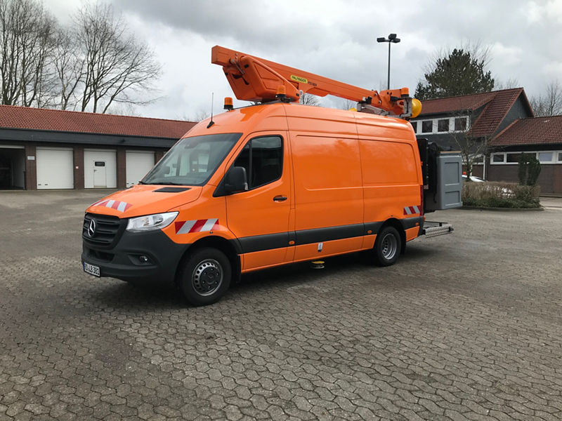 PALFINGER Hubarbeitsbühne:  kabellos im Tunneleinsatz! 