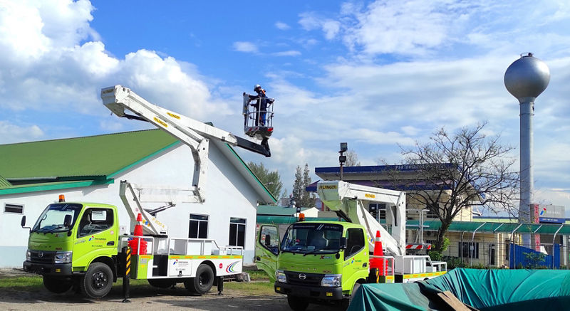 First PALFINGER Access Platforms into the Oil & Gas segment in Indonesia