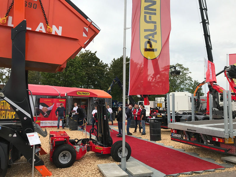 PALFINGER auf der FACHAUSSTELLUNG BAU powered by NordBau 