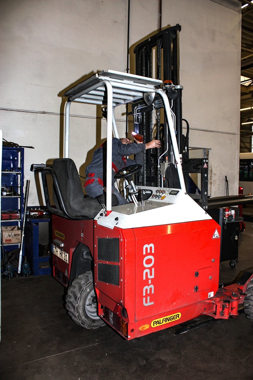 IMG_7925 - Wartung Mitnahmestapler ALL-CAR 24 HR-2.jpg