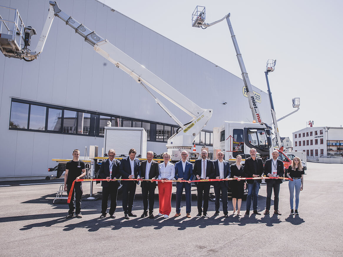 Opening the Löbau site as the European hub for access platforms. .JPG