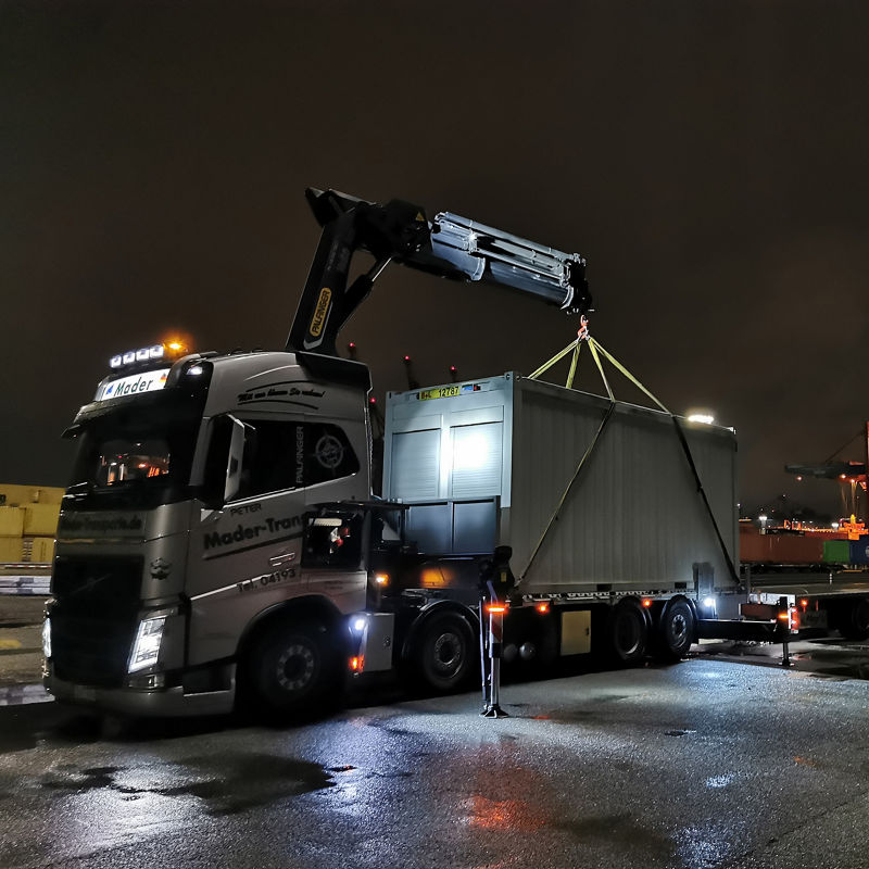 How PALFINGER operators bring light in dark times! 