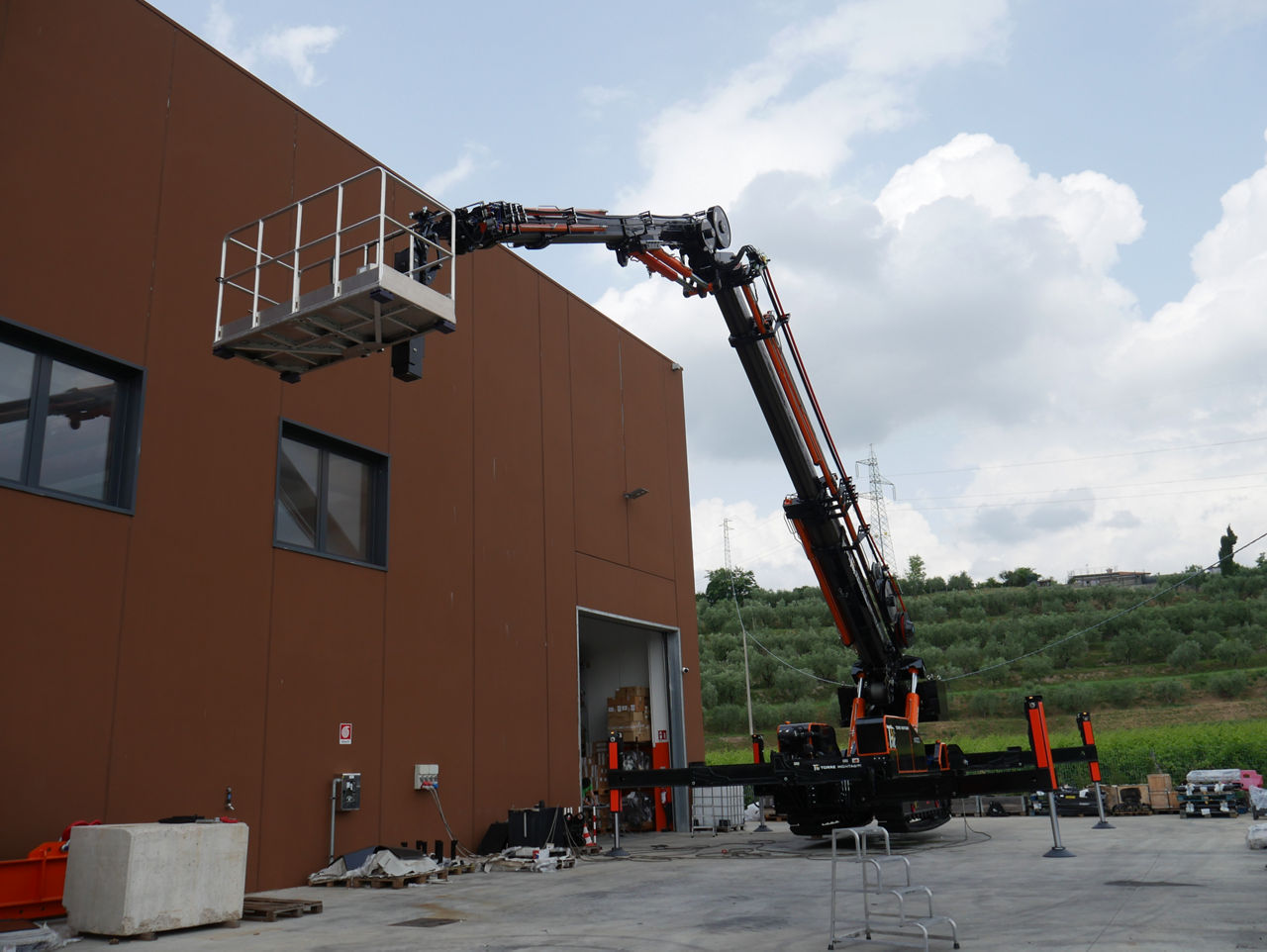 M 4000 BG LIFT 1