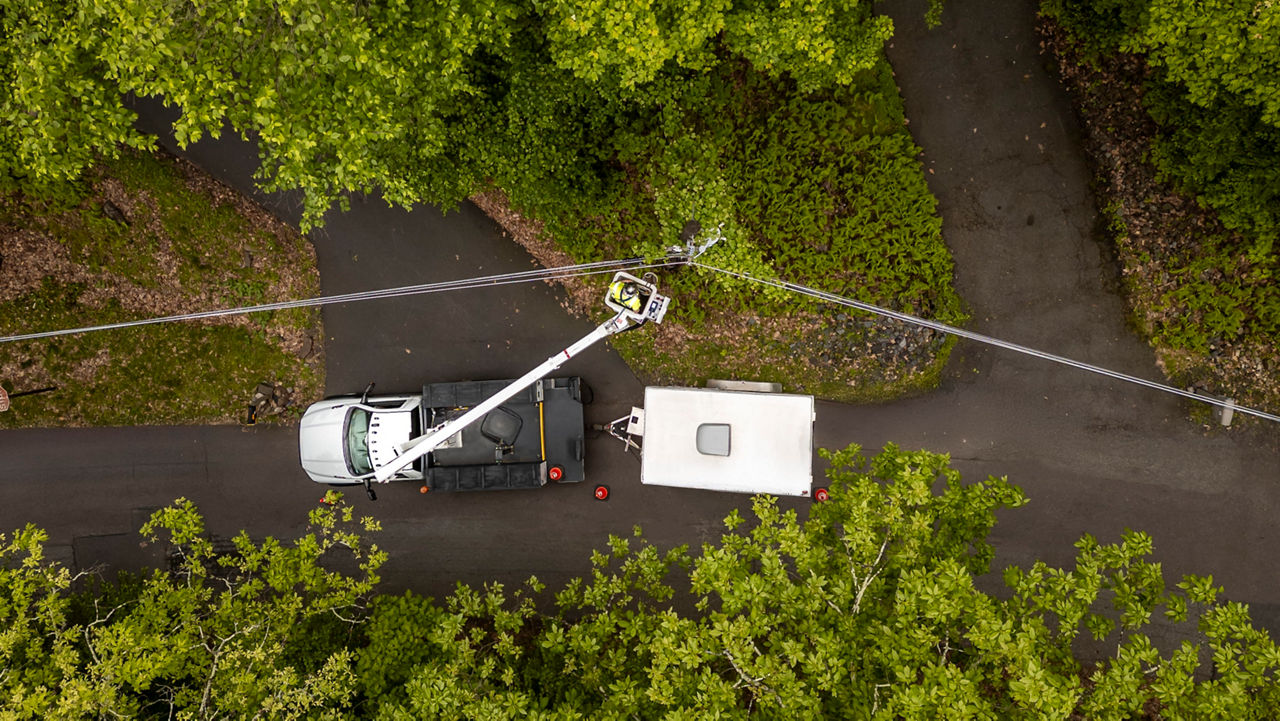 bucket truck