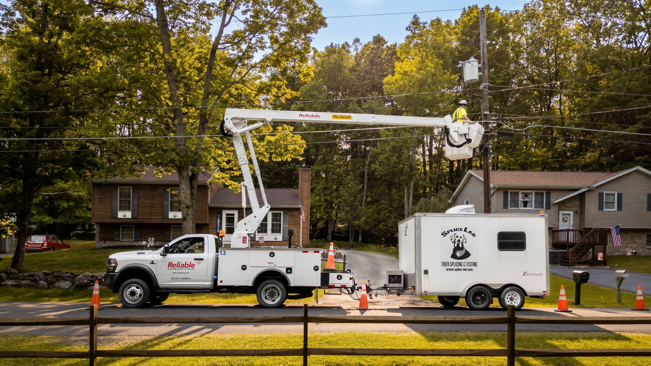 bucket truck