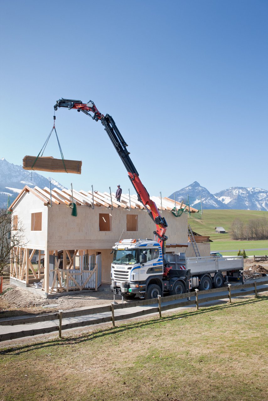 PALFINGER_Loader_Cranes__02 (2).jpg