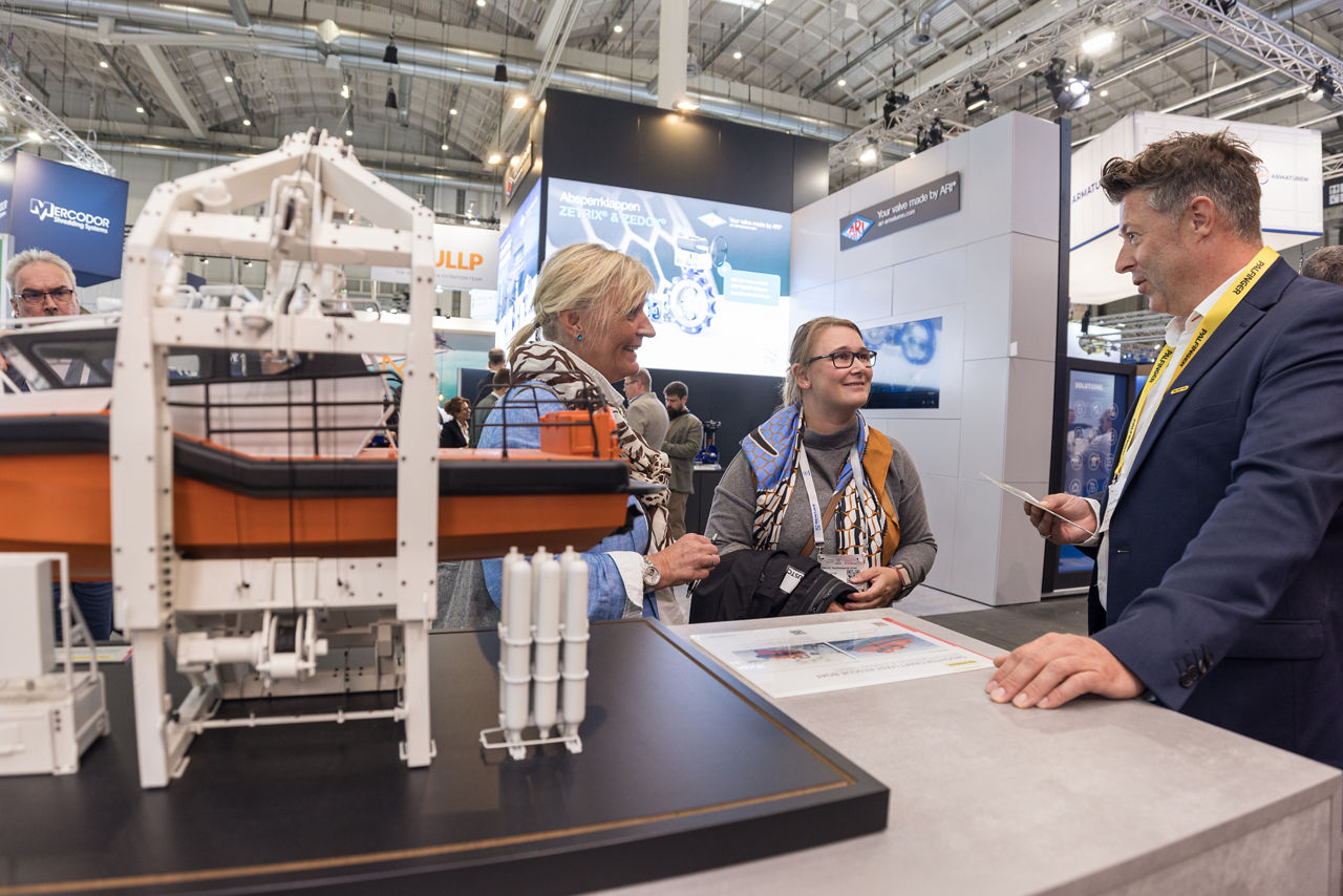 Talking about our lifesaving appliances at the PALFNGER booth