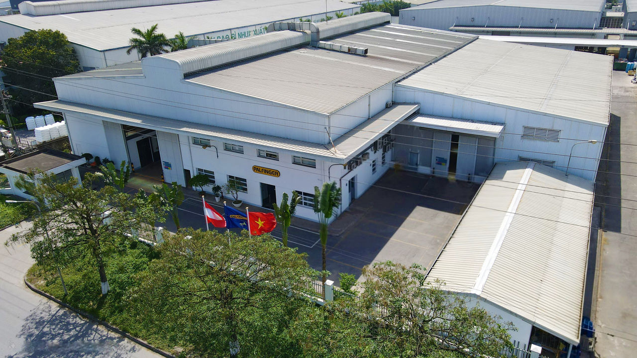 PALFINGER boat production site in Hanoi, Vietnam