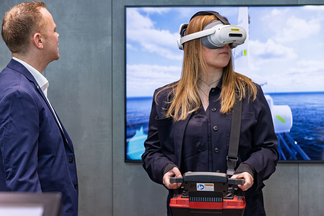The VR2 training simulator for offshore wind