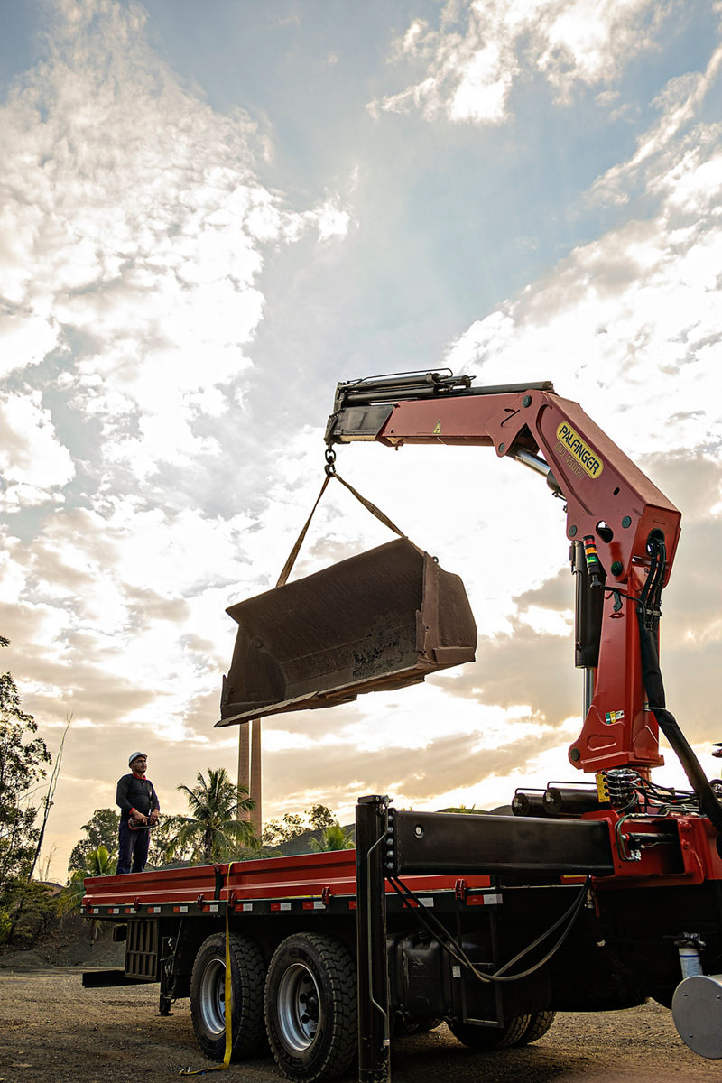 Confira 10 motivos para escolher PALFINGER