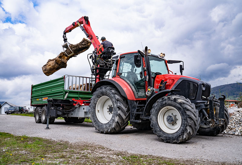 CHANGING PERSPECTIVE: FROM A LONG-TERM EMPLOYEE TO AN ENTHUSIASTIC EPSILON CUSTOMER