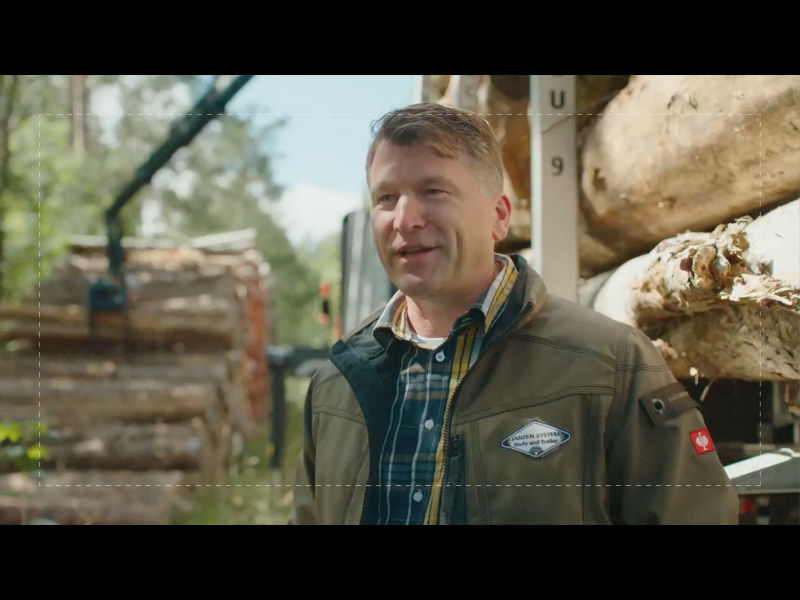 White notebook with rounded corners featuring a red uplifting arrow line pattern, vertical red stripe on the right edge, PALFINGER logo at the top, and the words ELEVATE IDEAS in bold black and gray typography.