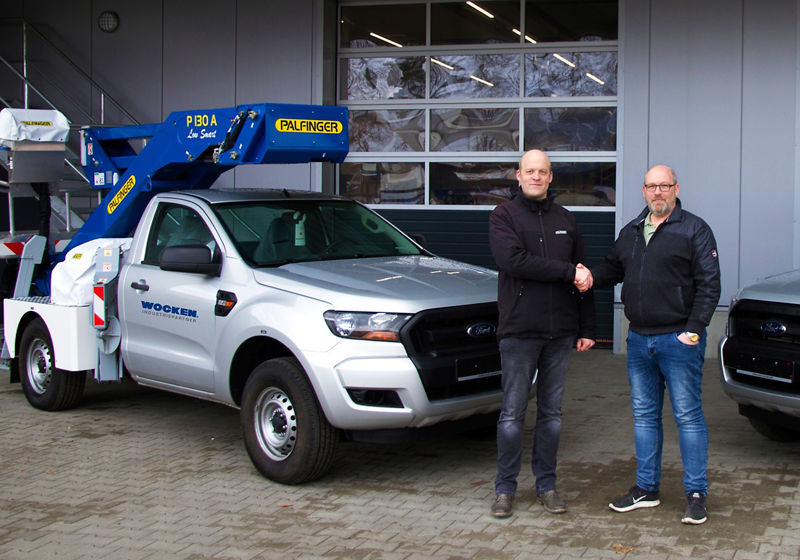 PALFINGER liefert zwei P 130 A an WOCKEN