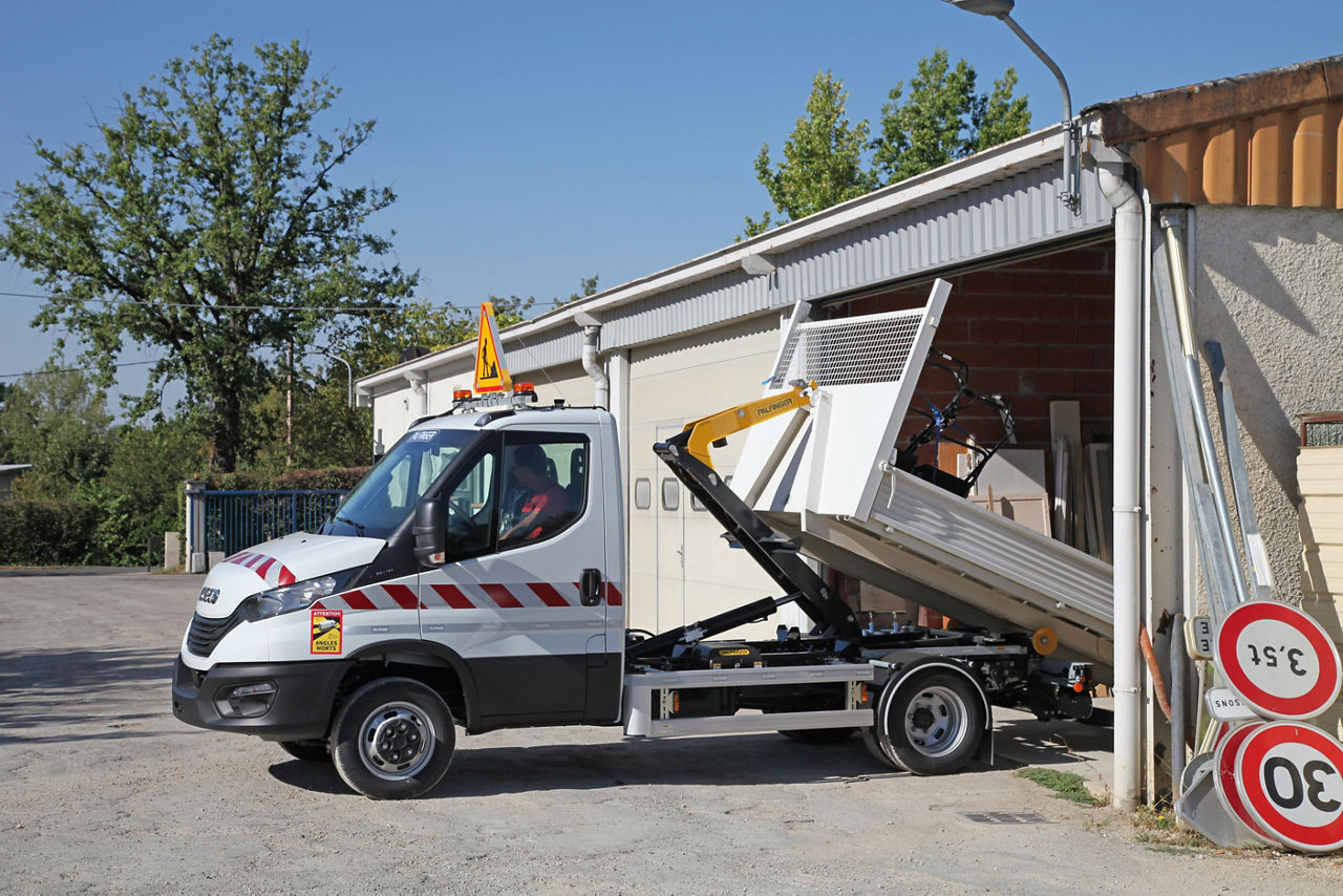 Gancio scarrabile per comuni per uso nei centri urbani