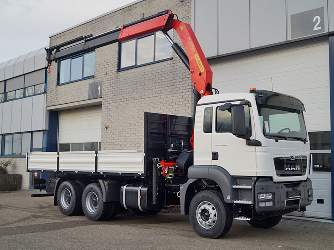 palfinger-ladekran-pk23500-man.jpg