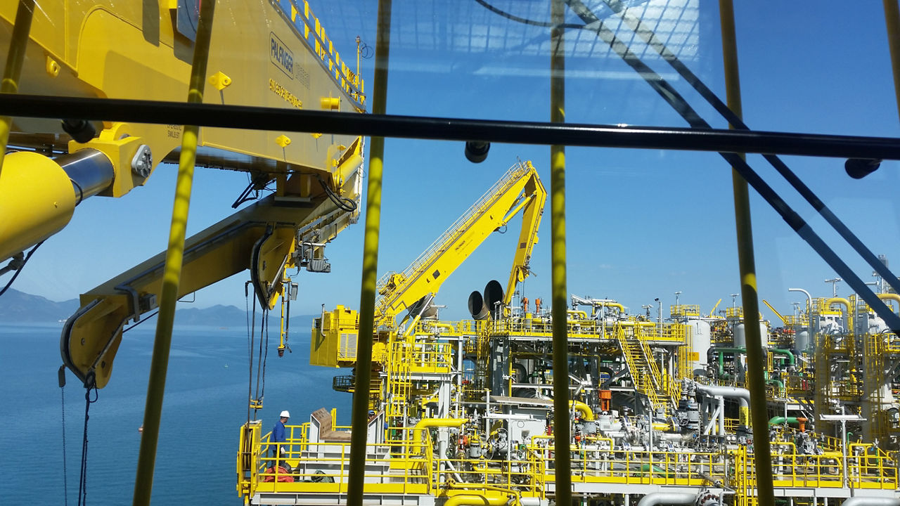 Knuckle boom crane