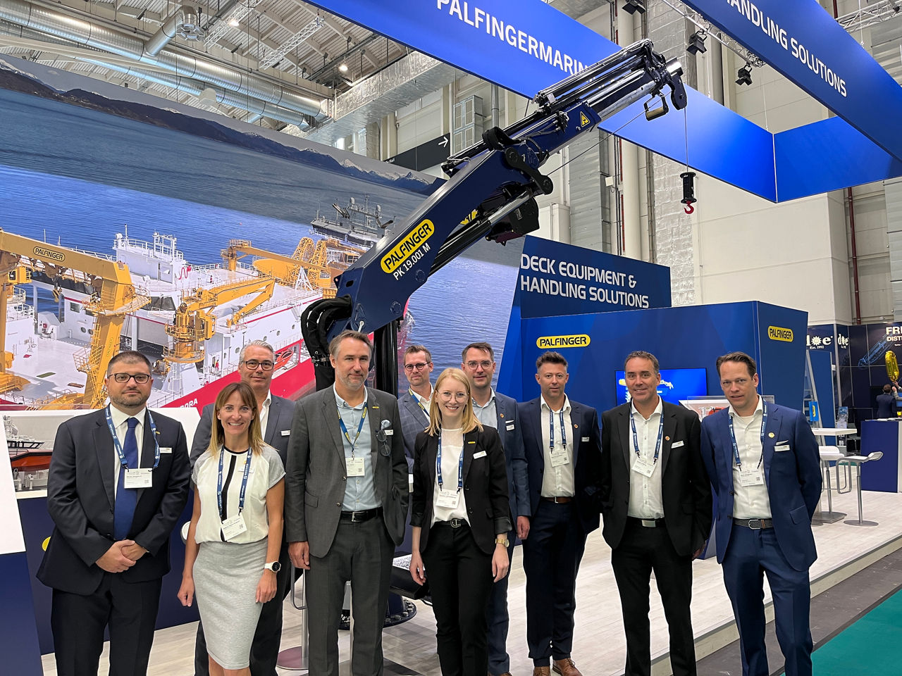 PALFINGER MARINE booth personnel at SMM Hamburg 2022