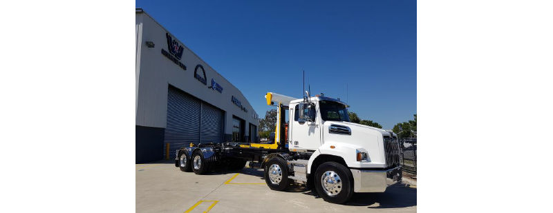Queensland Botanicals purchased a Palfinger T22A Hookloader 